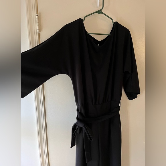 Black jumpsuit - Picture 2 of 6